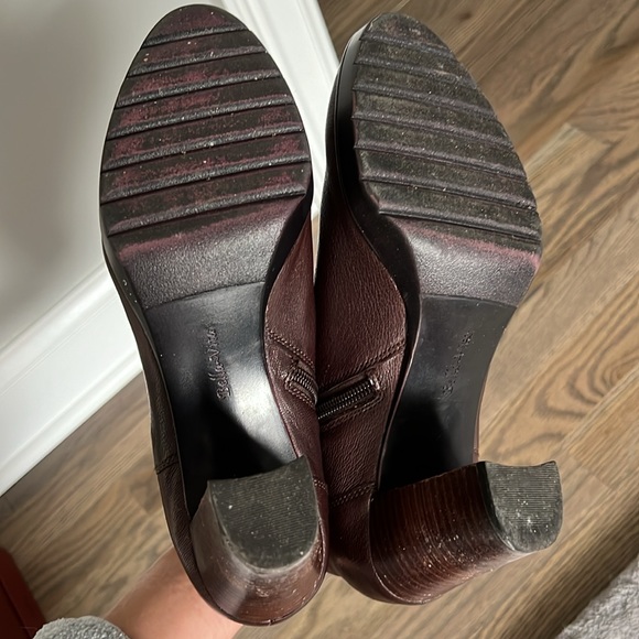Bella Vita Ankle Boots - Picture 6 of 7